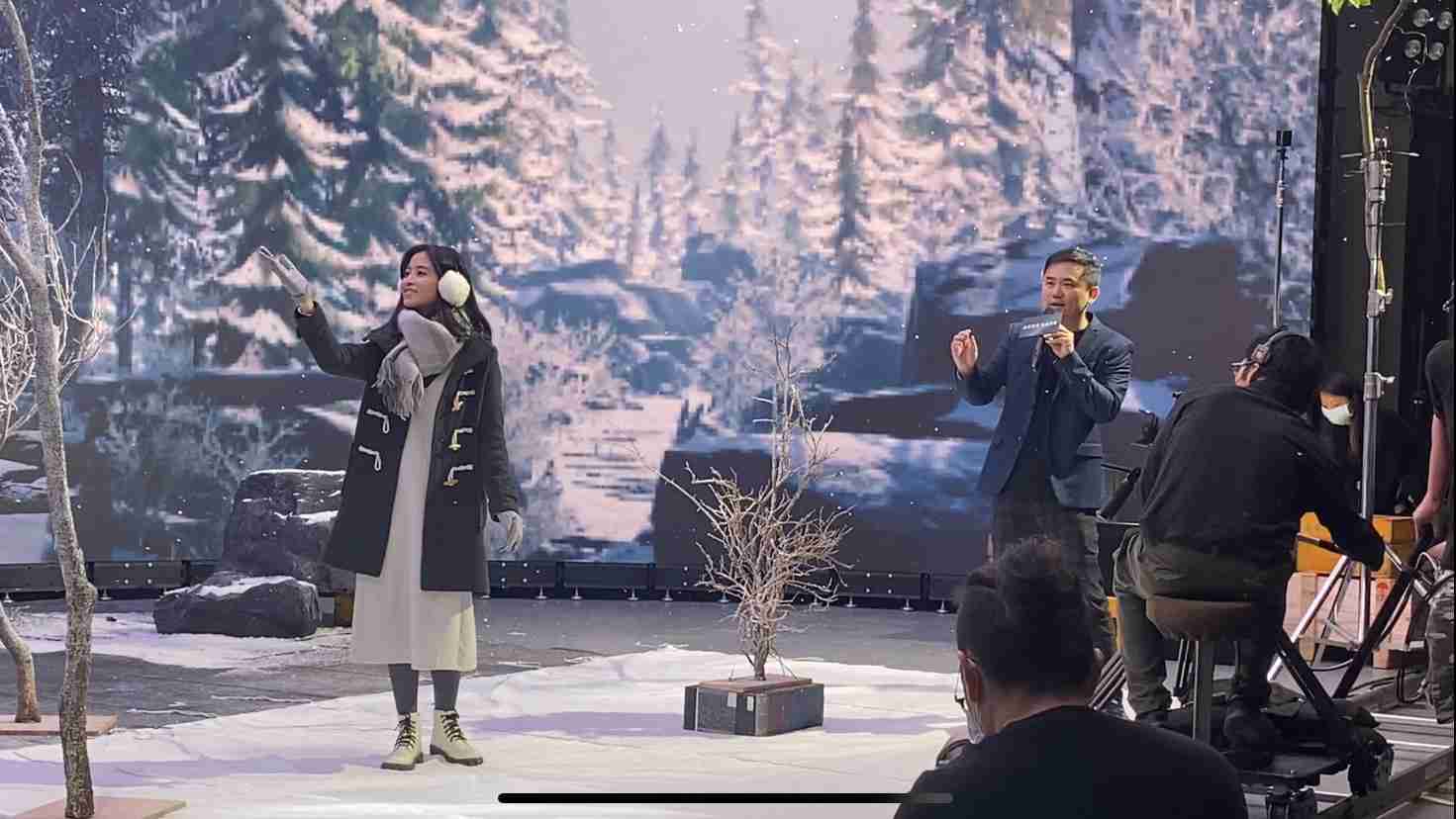 NG大舞台以ALED先进显屏技术，，，，与金马奖视觉特效团队“再现影像”携手合作打造LED虚拟摄影棚，，，提供沉浸式表演体验，，，并精简拍摄成本与时间